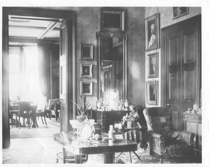 Interior of Edmond Castle