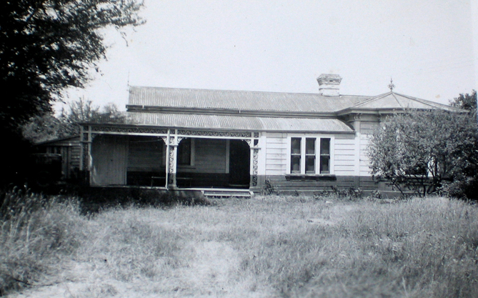 Dillon St.