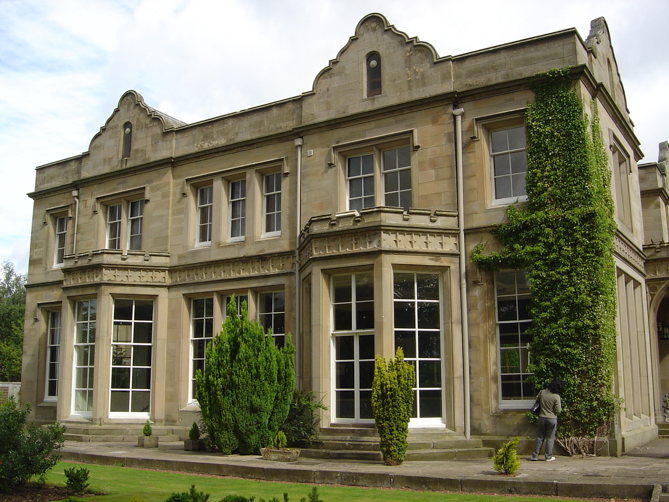 Side view of Edmond Castle