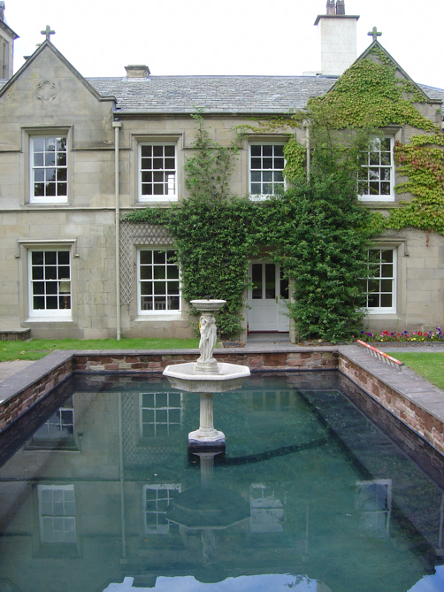 Pool in front of Edmond Castle