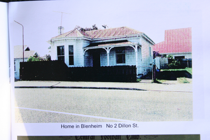 2 Dillon St
